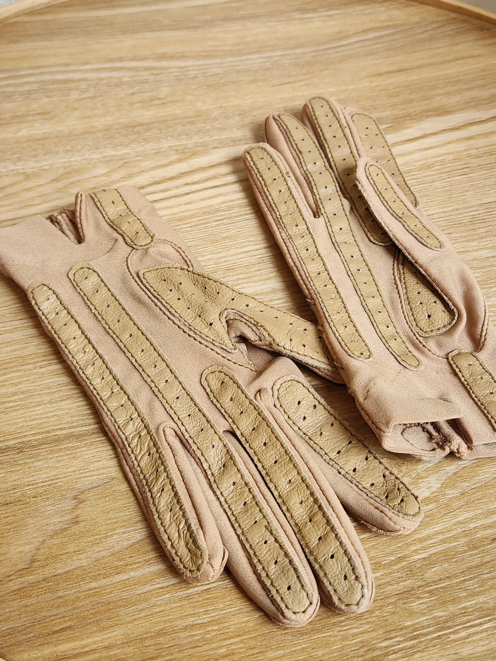 Aris Isotoner Vintage Gloves with Leather Chevron Trim - Beige